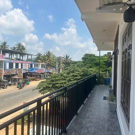 Sns Guest House Galewela Exterior foto